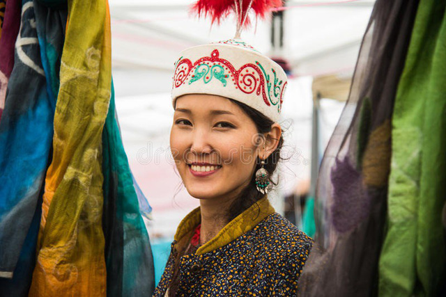 Chuyện ngược đời về phụ nữ Mông Cổ: Càng đẹp, càng thông minh thì lại càng dễ ế - Ảnh 4.