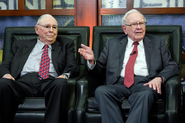 Nguyên tắc sống giúp cánh tay phải của Buffett giành cả tiền tài và danh tiếng: Sống để cho đi, sự nhân từ sẽ được đáp trả gấp 10 lần - Ảnh 1.