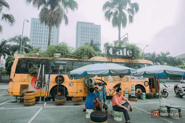 Phát hiện quán cà phê bus cực nhiều góc sống ảo ngay tại Hà Nội cho những ai còn băn khoăn cuối tuần không biết đi đâu - Ảnh 8.