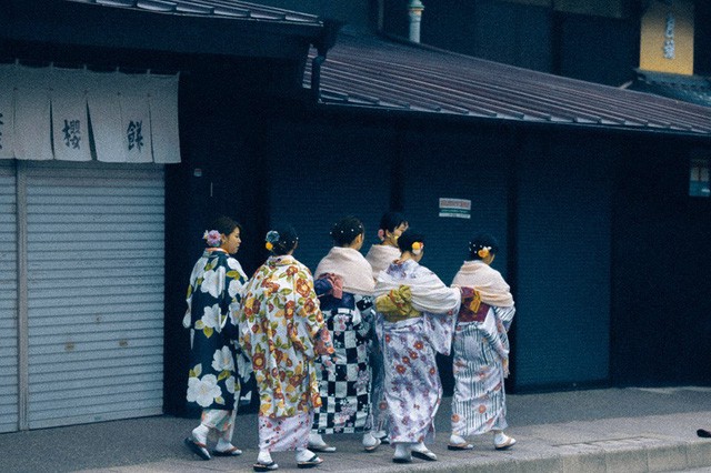 Bộ ảnh ở Kyoto này sẽ cho bạn thấy một Nhật Bản rất khác: Bình yên, dịu dàng và đẹp như những thước phim điện ảnh - Ảnh 2.